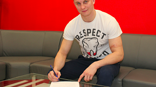 Андрей Власов подписал контракт на 2 года с промоутерской компанией FIGHT NIGHTS 