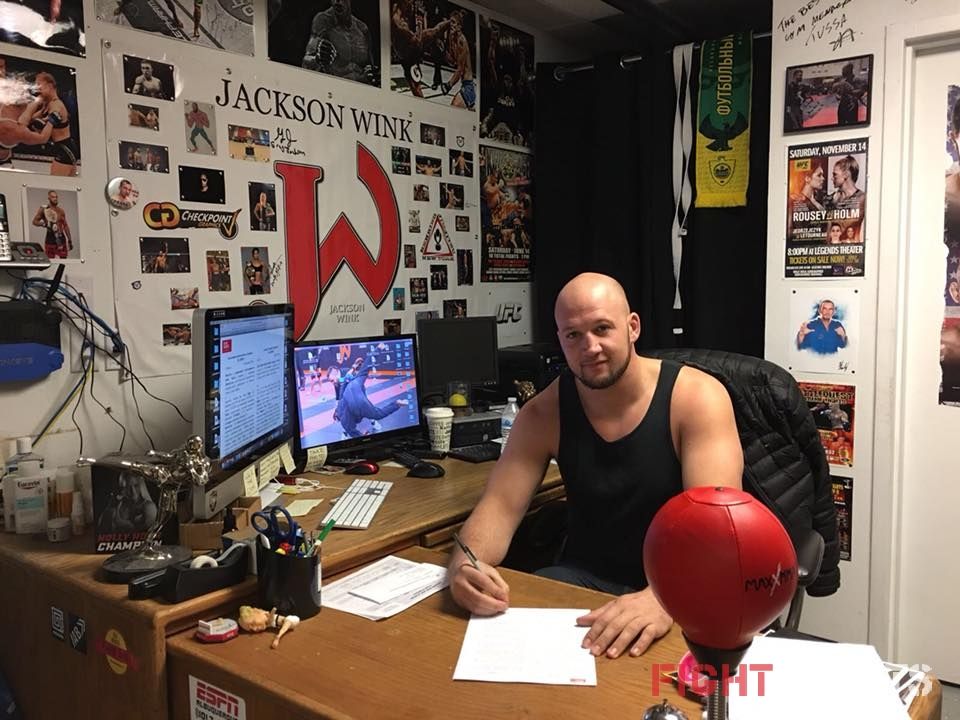 Cody East has signed a contract for two years with FIGHT NIGHTS GLOBAL!