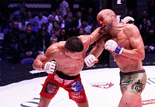 Ростер легкого веса (70.3 кг) компании FIGHT NIGHTS GLOBAL пополнил проспект из Дублина Питер Куилли (10-3-0)